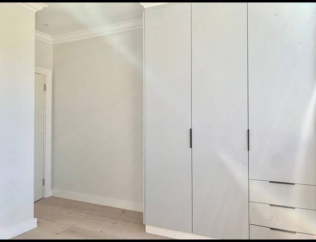 4 BEDROOM TOWNHOUSE FOR SALE IN SALT ROCK